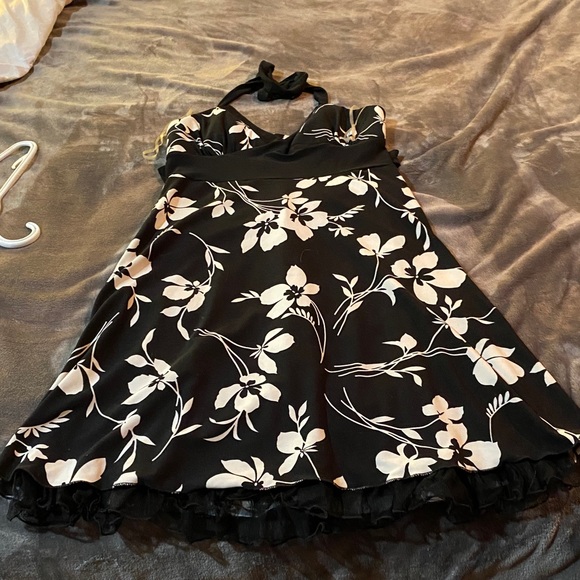 Mariposa halter dress - Picture 1 of 3